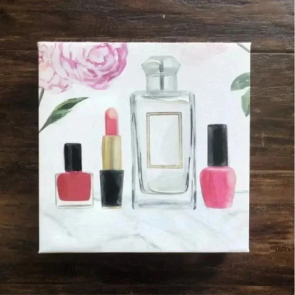 Canvas Wall Art | Canvas Print | Canvas Print for Bathroom | Feminine | Perfume - Picture 4 of 9